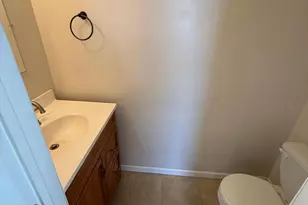 929 W Main St, Coatesville, PA 19320 - Photo 9