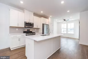 910 Magnolia Ln, Spring City, PA 19475 - Photo 15