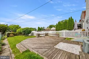 389 1st Ave, Phoenixville, PA 19460 - Photo 15