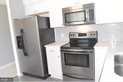 379 Westridge Circle, Phoenixville, PA 19460 - Photo 5