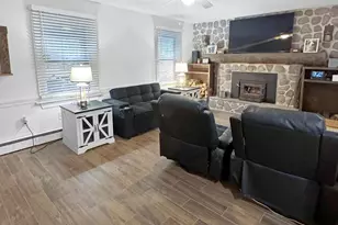 103 Clearfield Ln, Coatesville, PA 19320 - Photo 3