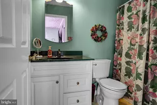 202 Thia Ct, Coatesville, PA 19320 - Photo 25