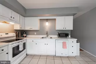 10 Terry Ct, Downingtown, PA 19335 - Photo 7