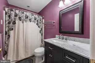 403 Carpenters Cove Ln, Downingtown, PA 19335 - Photo 7