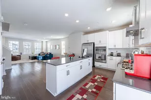 232 Red Leaf Ln, Exton, PA 19341 - Photo 3