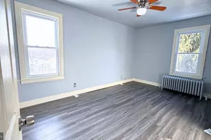 11 Newport Ave, Parkesburg, PA 19365 - Photo 17