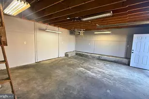 11 Newport Ave, Parkesburg, PA 19365 - Photo 25