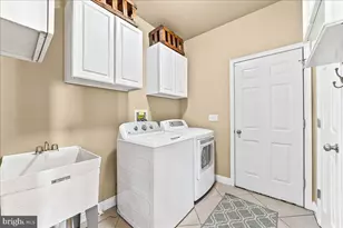 2932 Avebury Stone Cir, Downingtown, PA 19335 - Photo 23