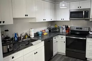 208 Raintree Ln, Malvern, PA 19355 - Photo 7