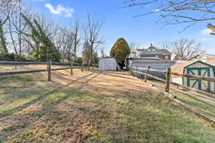 54 N Church St, Spring City, PA 19475 - Photo 23