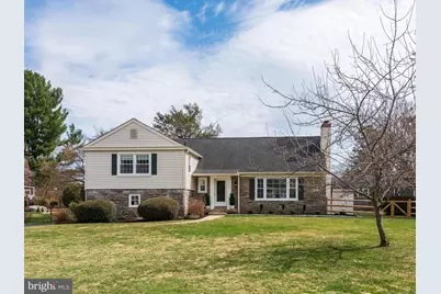 125 Clover Hill Lane, Wayne, PA 19087 - Photo 3