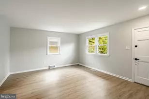 61 Pennsylvania Ave, Phoenixville, PA 19460 - Photo 9