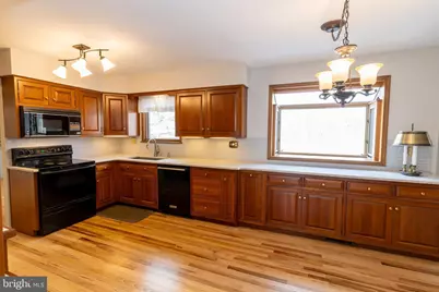 15 Cambridge Road, Downingtown, PA 19335 - Photo 9