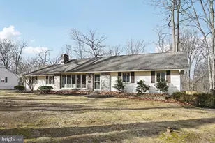 3 Edgewood Dr, Downingtown, PA 19335 - Photo 3