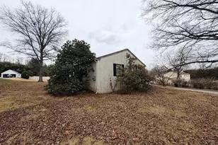 800 Falcon Ln, West Chester, PA 19382 - Photo 3