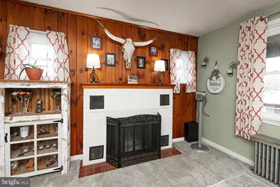 1062 W Meadowbrook Road, Pottstown, PA 19465 - Photo 7