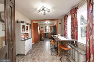 1062 W Meadowbrook Rd, Pottstown, PA 19465 - Photo 9