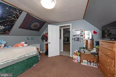 1062 W Meadowbrook Road, Pottstown, PA 19465 - Photo 17