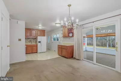 212 N Lake Drive, Downingtown, PA 19335 - Photo 7