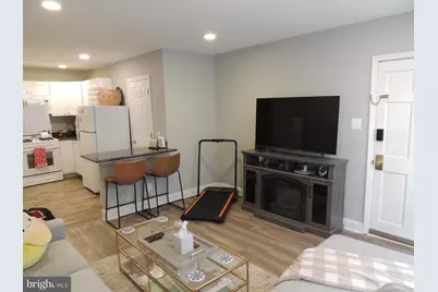 17 S Walnut Street #B, West Chester, PA 19382 - Photo 7