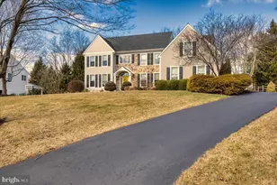 105 Brimful Dr, Phoenixville, PA 19460 - Photo 5