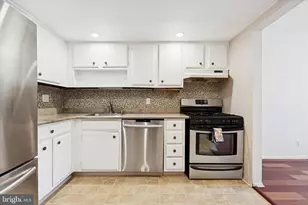 92 Old Forge Crossing, Devon, PA 19333 - Photo 7