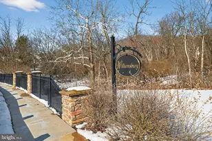 886 S York Dr, Downingtown, PA 19335 - Photo 9