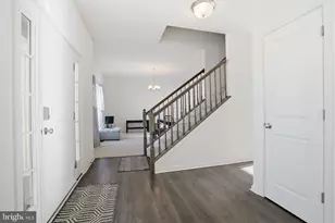 28 Pelham Dr, Coatesville, PA 19320 - Photo 3