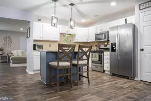 117 N Savanna Dr, Pottstown, PA 19465 - Photo 11