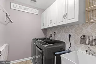 1004 Seminick Aly, Phoenixville, PA 19460 - Photo 31