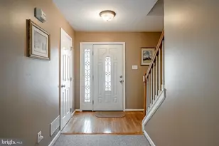 300 Revere Ct, Coatesville, PA 19320 - Photo 3