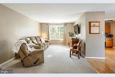 300 Revere Court, Coatesville, PA 19320 - Photo 5