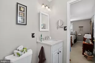 305 N Lake Dr, Downingtown, PA 19335 - Photo 21