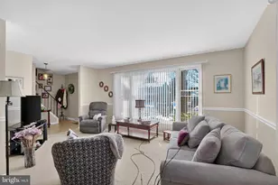 305 N Lake Dr, Downingtown, PA 19335 - Photo 5