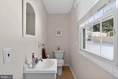 305 N Lake Drive, Downingtown, PA 19335 - Photo 15