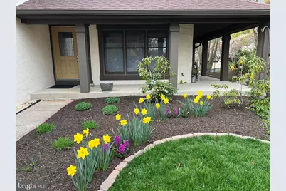 201 Springhouse Pond, Chesterbrook, PA 19087 - Photo 5