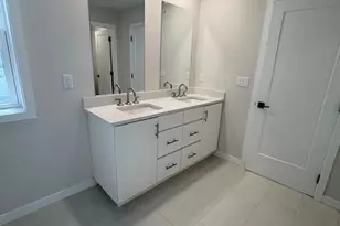 38 Grayson Ln, Downingtown, PA 19335 - Photo 7