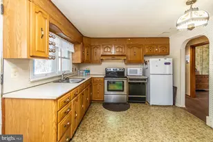 360 Oaklyn Rd, Coatesville, PA 19320 - Photo 3