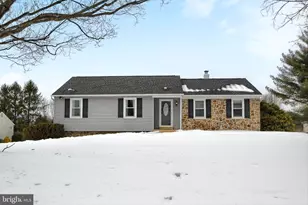 129 Clearview Dr, Downingtown, PA 19335 - Photo 1