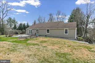 212 W Woodview Rd, West Grove, PA 19390 - Photo 41