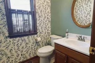 21 Meadowview Dr, Elverson, PA 19520 - Photo 3