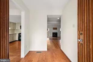 11 Treaty Dr, Chesterbrook, PA 19087 - Photo 3