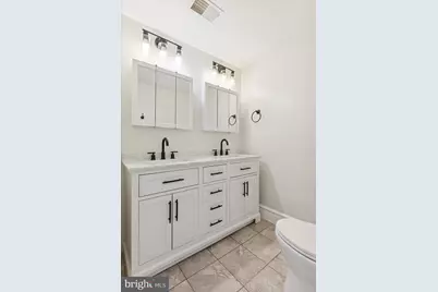 123 W Lancaster Avenue, Downingtown, PA 19335 - Photo 19