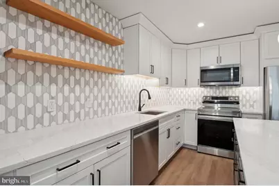 35 Chestnut Road #204, Paoli, PA 19301 - Photo 3