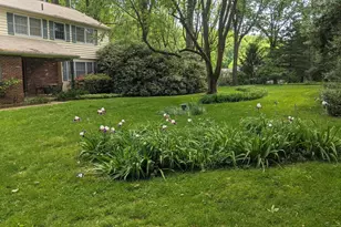 11 N Sugartown Rd, Malvern, PA 19355 - Photo 5