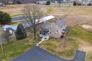 76 S Brick Ln, Elverson, PA 19520 - Photo 1