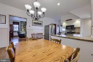 76 S Brick Ln, Elverson, PA 19520 - Photo 5