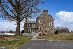 76 S Brick Ln, Elverson, PA 19520 - Photo 41