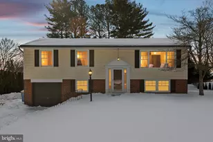 108 E 1st Ave, Parkesburg, PA 19365 - Photo 1