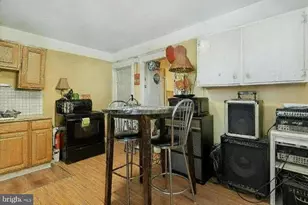 702-704 E Chestnut St, Coatesville, PA 19320 - Photo 15